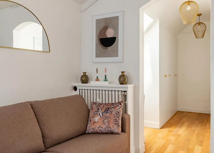 Appartement 75017 Proche Champs Elysees