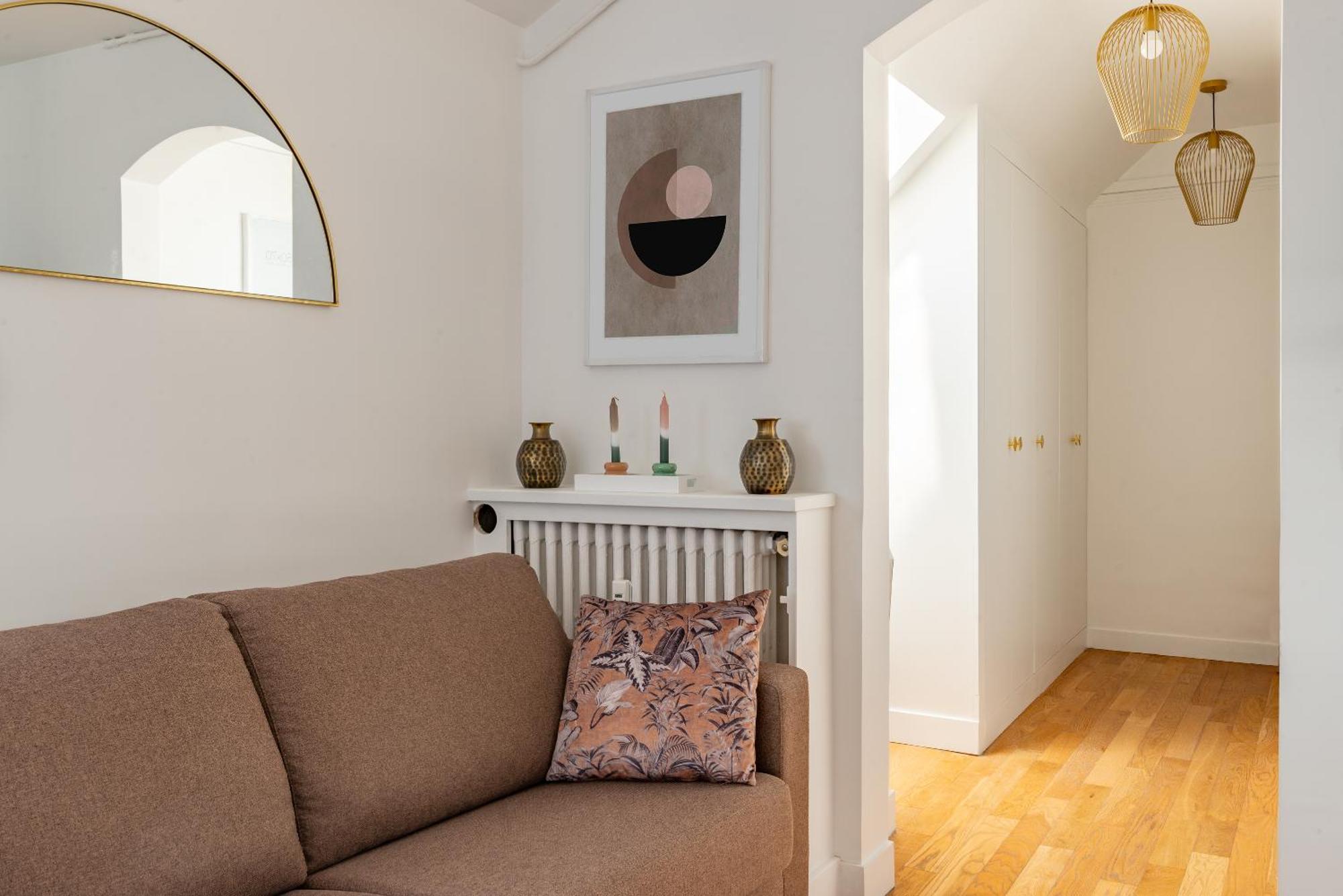Appartement 75017 Proche Champs Elysees *